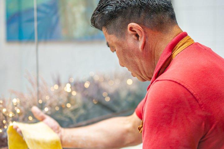 シェフと調理し、ウンリワインでサン・アンブロージョ市場をショッピング