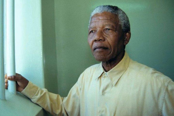 Exposição Nelson Mandela e Tour a Pé pelo Bairro