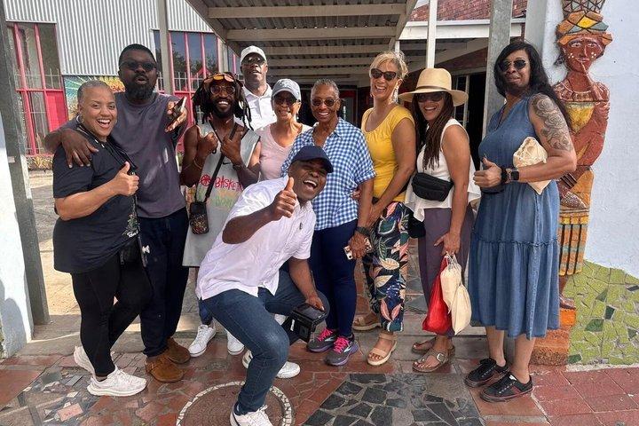 Exposição Nelson Mandela e Tour a Pé pelo Bairro