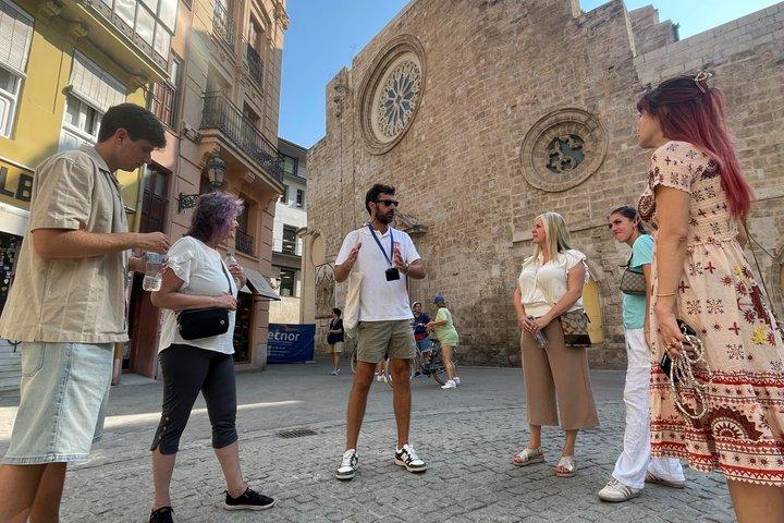 Valencia old Town Walking Tour w/ French-Speaking Official Guide