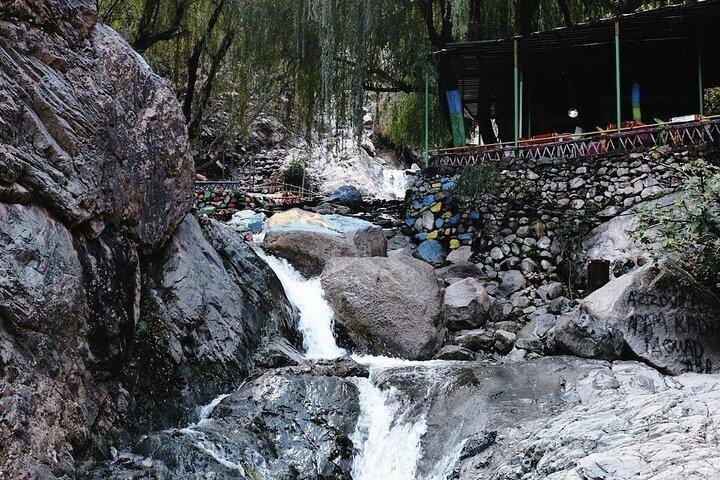Marrakech: Atlas Mountains, Waterfalls, Hike & Lunch –Small Group