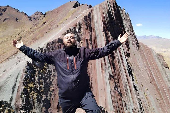 Cusco: Pallay Punchu Farbbergwanderung