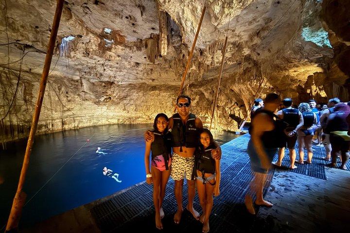 Chichen Itza, 2 Cenotes & Valladolid Tour from Cancun