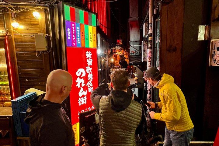 新宿ナイトアフターダーク：プライベートナイトウォークツアー