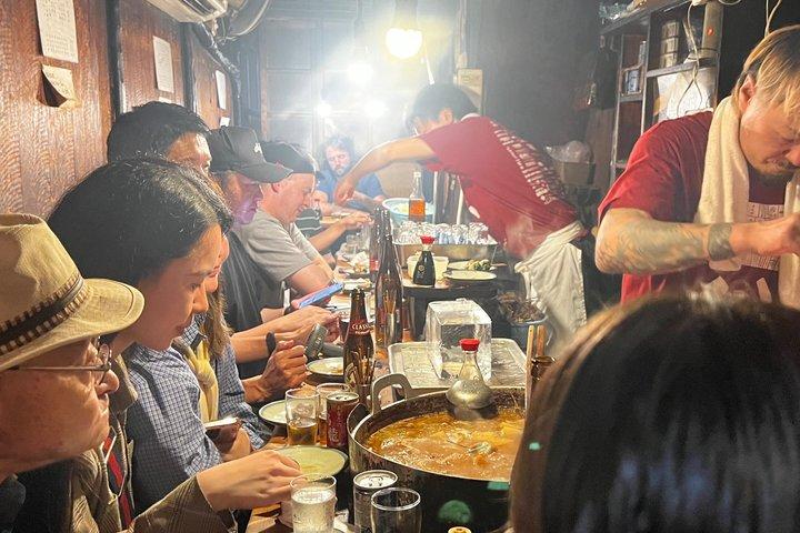 新宿ナイトアフターダーク：プライベートナイトウォークツアー