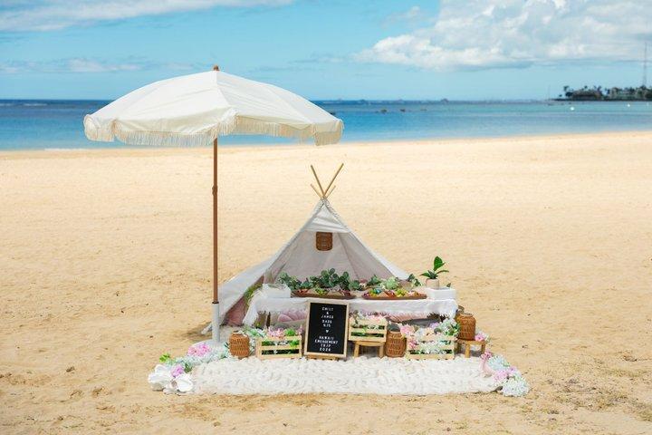 Privat luksus strandpiknik nær Waikiki – solnedgang og forlovelser