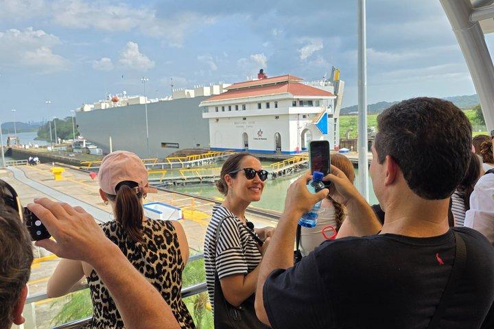 Pouso Privado Canal do Panamá e Tour pela Cidade