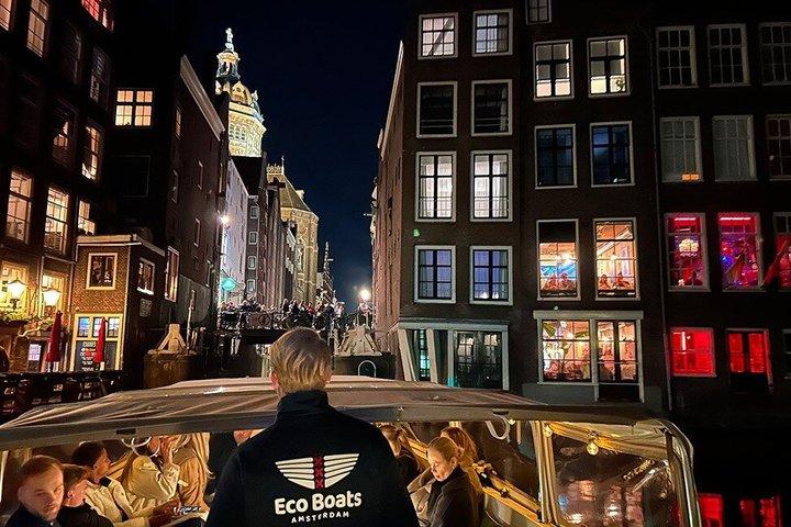 Amsterdam Light Festival Cruise with German Guide