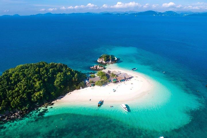 マヤベイとシュノーケリング付きのピピ島スピードボート日帰り旅行