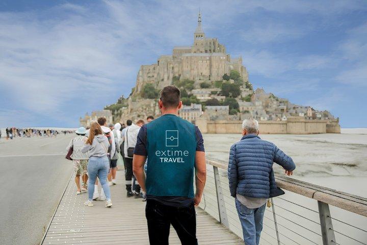 パリ発ノルマンディー上陸ビーチとモン・サン・ミシェル2日旅行