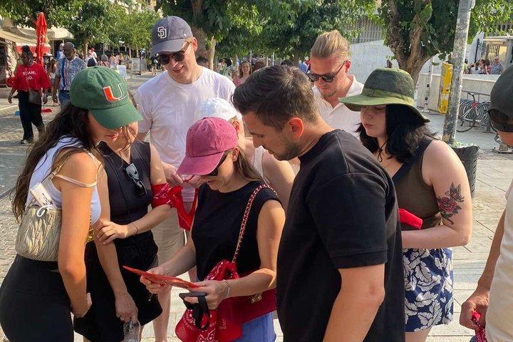Búsqueda del Tesoro en la Acrópolis: Una Aventura Privada en Atenas