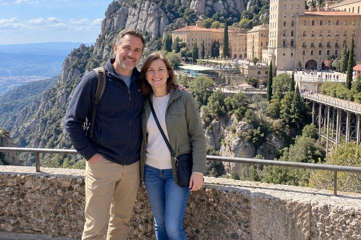 Best of Montserrat: Private Guided Tour with Pick-Up & Drop-Off