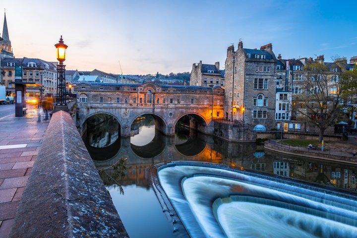 Salisbury, Stonehenge e Bath com Almoço de Natal Tradicional