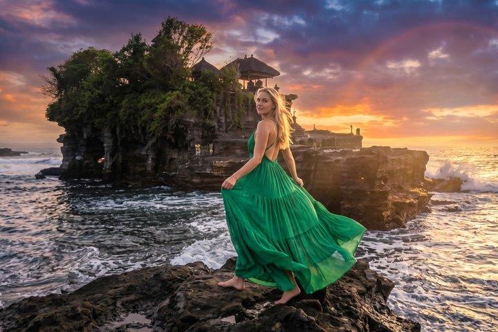Pôr do Sol no Templo Tanah Lot e Tour Privado de Meio Dia em Taman Ayun
