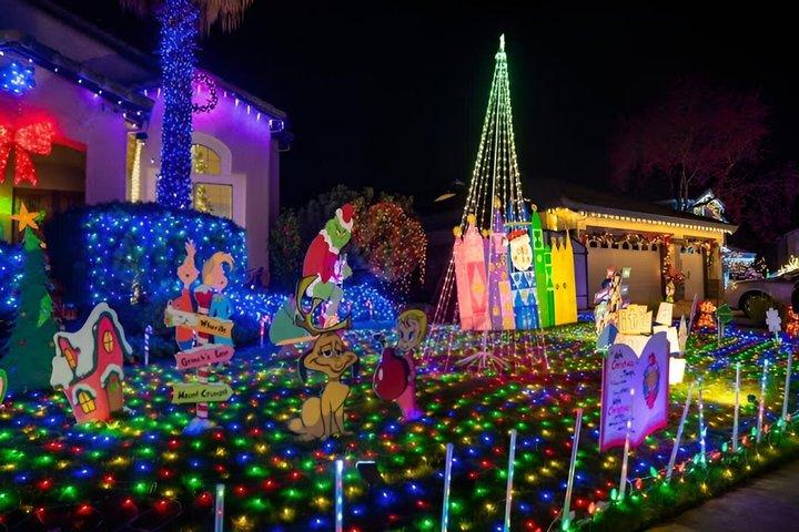 コーストのクリスマス:ココアビーチ ホリデーライトツアー
