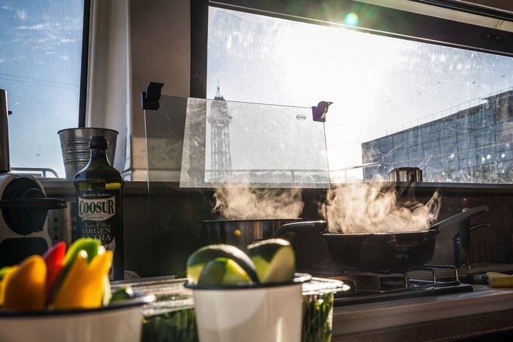 Sunset Katamaran: Tapas, Open Bar, Musik & Middag