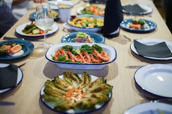 Sunset Katamaran: Tapas, Open Bar, Musik & Middag