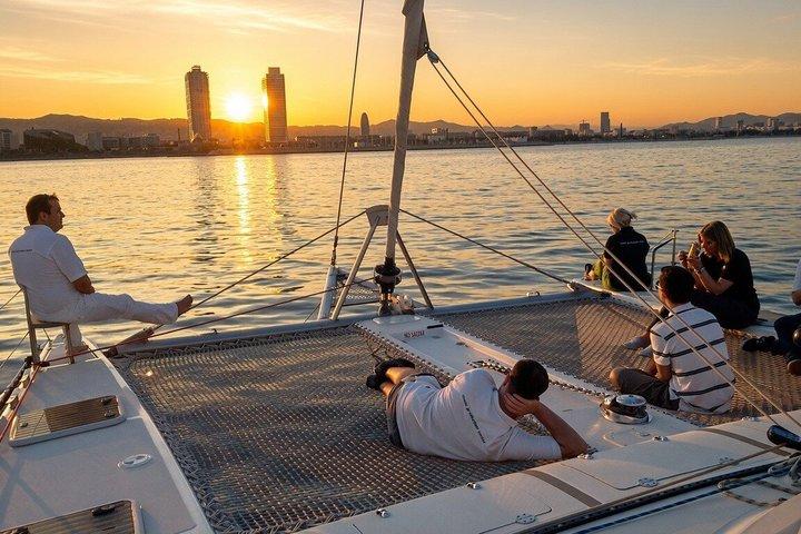Sunset Katamaran: Tapas, Open Bar, Musik & Middag