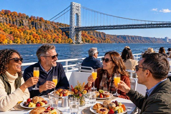 Hoteller i nærheden af NYC Fall Foliage Cruise