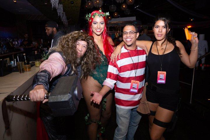 Tour di Halloween San Diego con 5 feste incluse