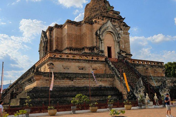 Chiang Mai Highlights & Hidden Gems: Private Tour with a Guide