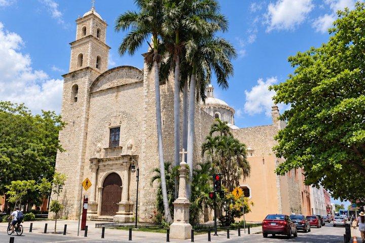 Merida Highlights & Hidden Gems: Private Tour with a Local Guide