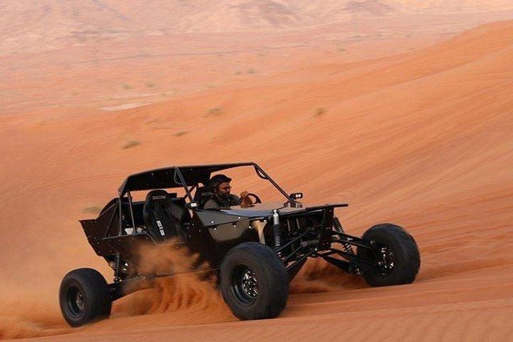 Avventura di 1 ora in dune buggy, giro in cammello e sandboarding