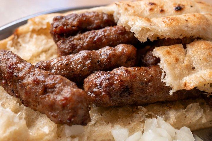 Split Old Town Authentic Food Tour com 9 pratos e vinhos locais