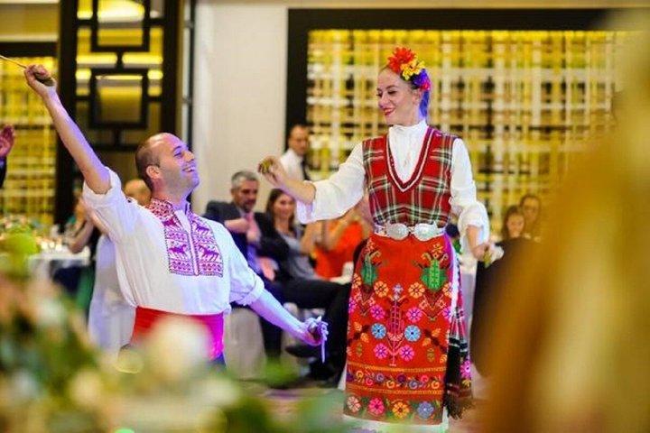 Sofia: Light Festival, City Tour & Bulgarian Folklore Dinner