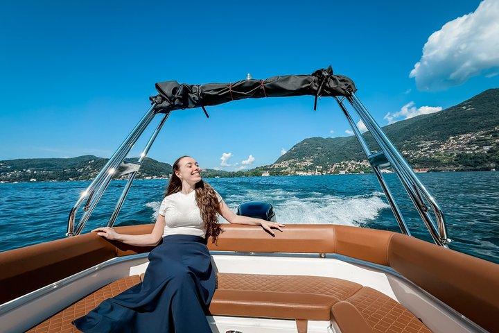 Lago di Como Tour in Barca Condiviso e Aperitivo con Prosecco