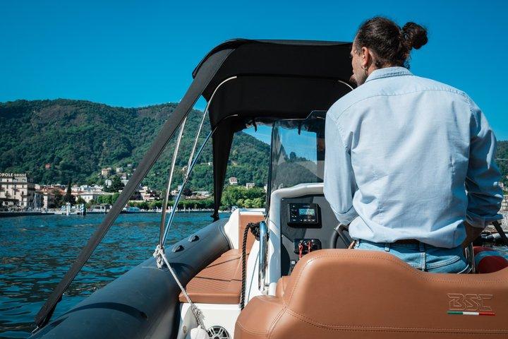 Lago di Como Tour in Barca Condiviso e Aperitivo con Prosecco