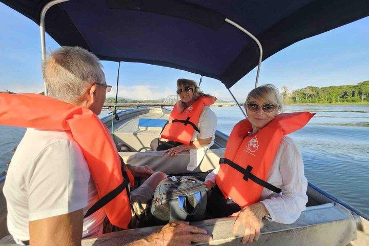Gamboa Wildlife and Sloth Sanctuary Tour with Pickup