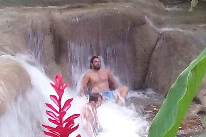 Private Doppelwasserfälle Tour Montego Bay: Dunns River Plus Blue Hole Falls