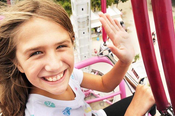 Giro del parco divertimenti estivo e tour a piedi delle Galeries Lafayette - Stagionale