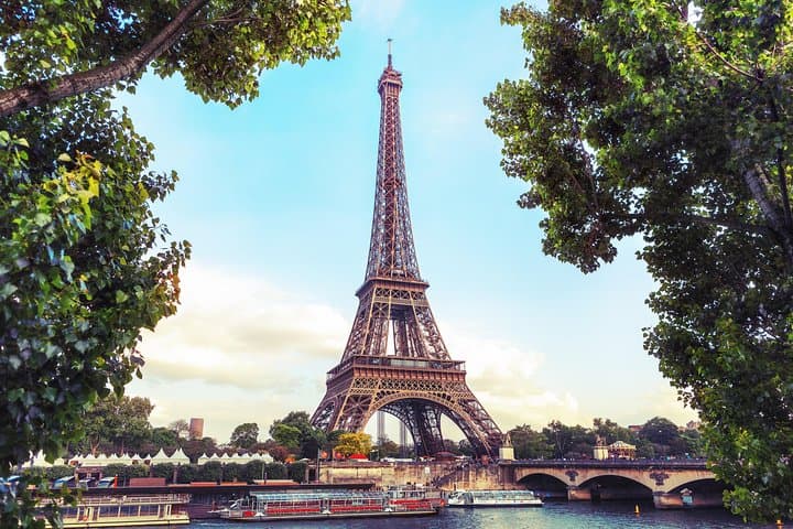 Eiffel Tower Tour by Lift and Seine Cruise