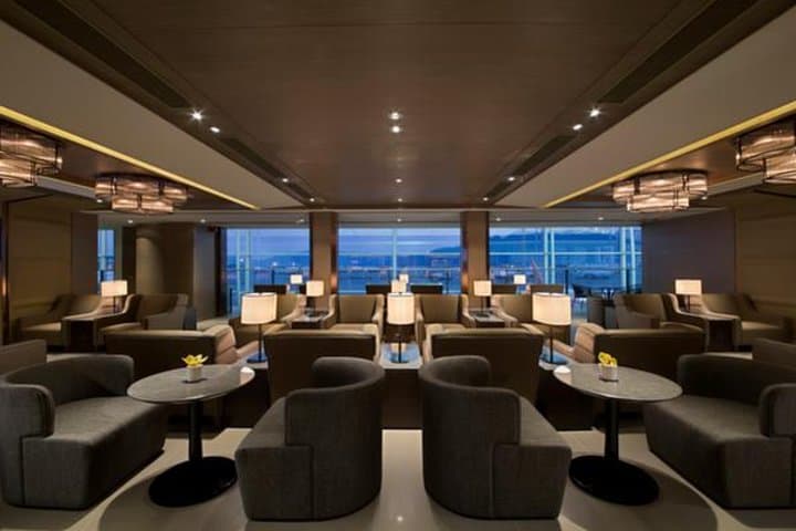 Hong Kong International Airport Plaza Premium Lounge Access
