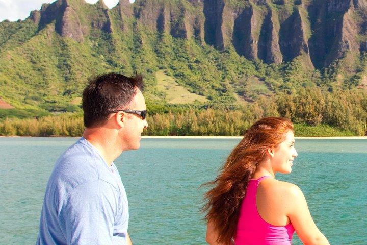 Kualoa Ranch: Ocean Voyage Tour