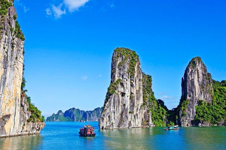 Alina Cruise - Halong Bay Luxus Tagestour