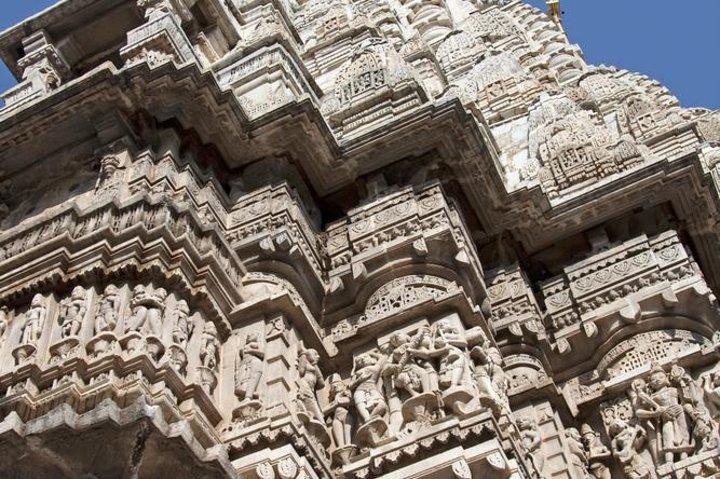 Palacio de la Ciudad de Udaipur Grandeza y Templo Jagdish