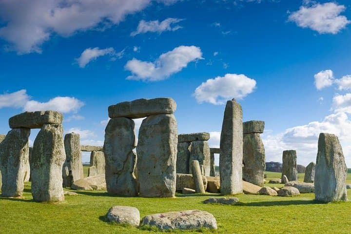 Extended visit: Windsor Castle & Stonehenge