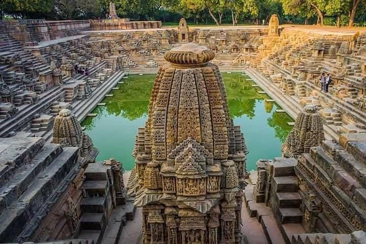 Tour panoramico di Patan e Modhera da Ahmedabad