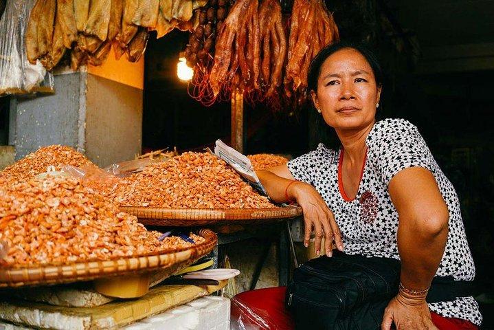 Privat halvdags tur til Phnom Penhs traditionelle markeder