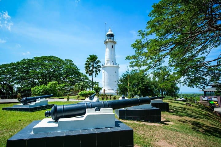 Kuala Selangor Fireflies Evening River Cruise from Kuala Lumpur