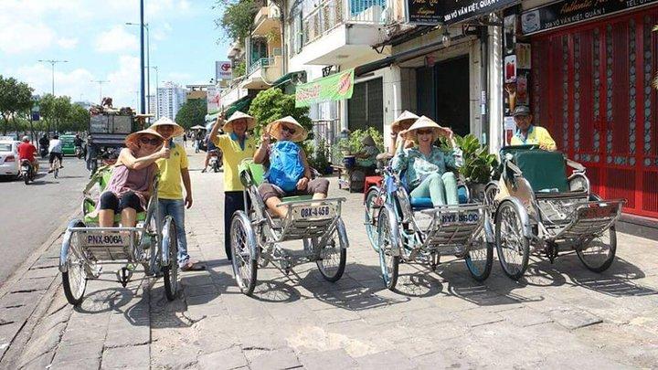 03 Hour Pedicab Explore Nha Trang City (Small Group Tour)