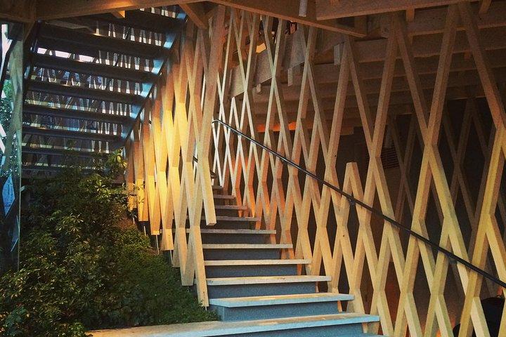 原宿表参道の建築物プライベートウォーキングツアー
