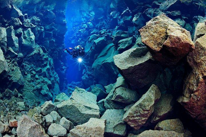 Silfra: Diving Between Tectonic Plates - Mød på stedet