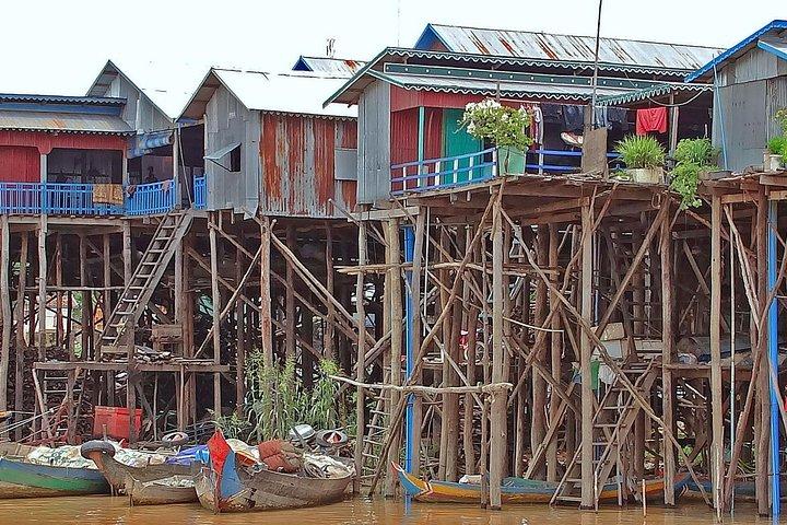 Excursión privada de un día a los templos de Angkor Wat y al lago Tonle Sap