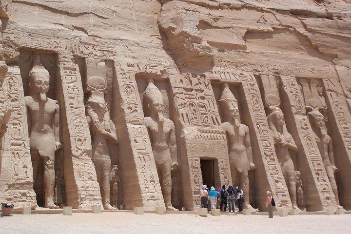 Tour privato: volo Abu Simbel e tour da Assuan, viaggio di andata e ritorno