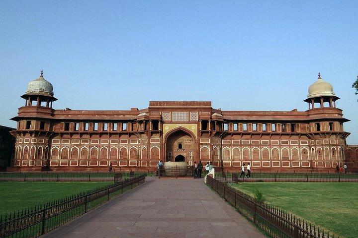 Private Custom Tour: Agra Sightseeing with Guide