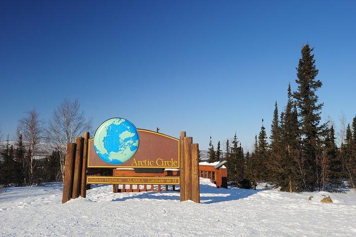 Northern Lights & Arctic Circle Tour